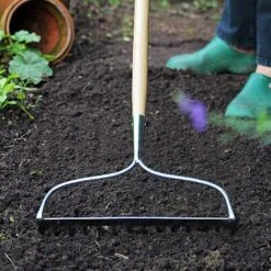 Kent & Stowe Stainless Steel Long Handled Soil Rake -PlantEra Shop 1031059 2