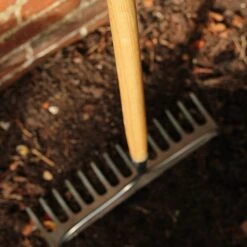 Kent & Stowe Stainless Steel Long Handled Soil Rake -PlantEra Shop 1031059 4