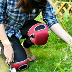 Burgon & Ball Sangria Kneelo® Knee Pads 7 Burgon & Ball Sangria Kneelo® Knee Pads -PlantEra Shop 1171504 3