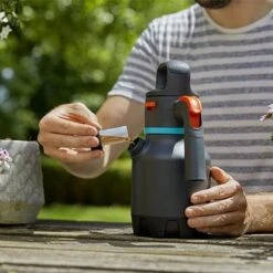 Gardena 1.25L Pressure Sprayer -PlantEra Shop 1191081 3