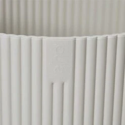 Elho Vibes Fold Round Planter 22cm Silky White -PlantEra Shop 1230826 4