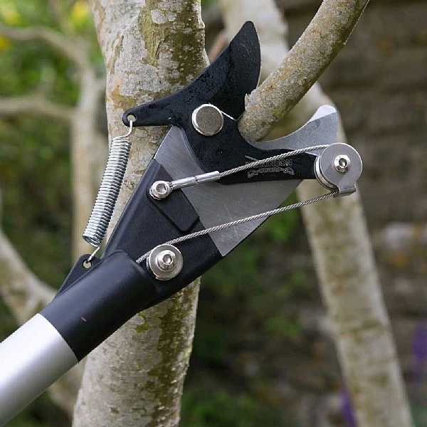 Wilkinson Sword Ultralight Branch And Shrub Cutter 4 Wilkinson Sword Ultralight Branch And Shrub Cutter - Image 2