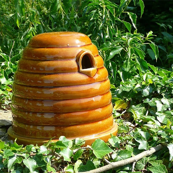 Wildlife World Ceramic Bumblebee Nester 4 Wildlife World Ceramic Bumblebee Nester - Image 2