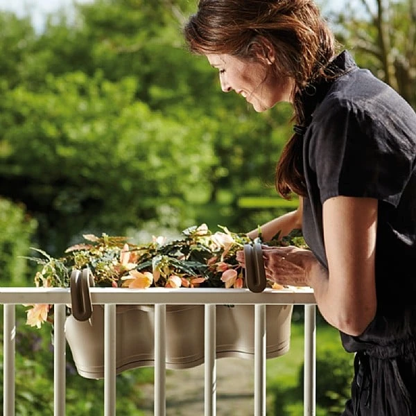 Elho Corsica Easy Hanger Trio 3 Elho Corsica Easy Hanger Trio